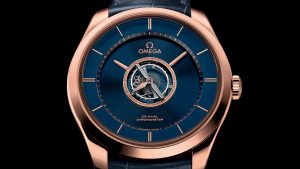 The 44 mm copy Omega De Ville Tourbillon 528.53.44.21.03.001 watches have blue dials.