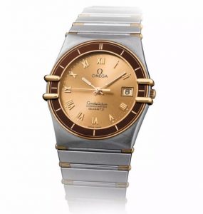 The first copy Omega Constellation watch is precise and reliable.