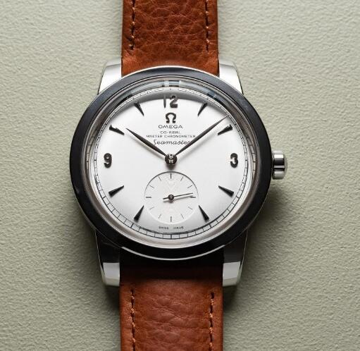 The Omega Seamaster 1948 is much more elegant than Seamaster Diver 300 M.