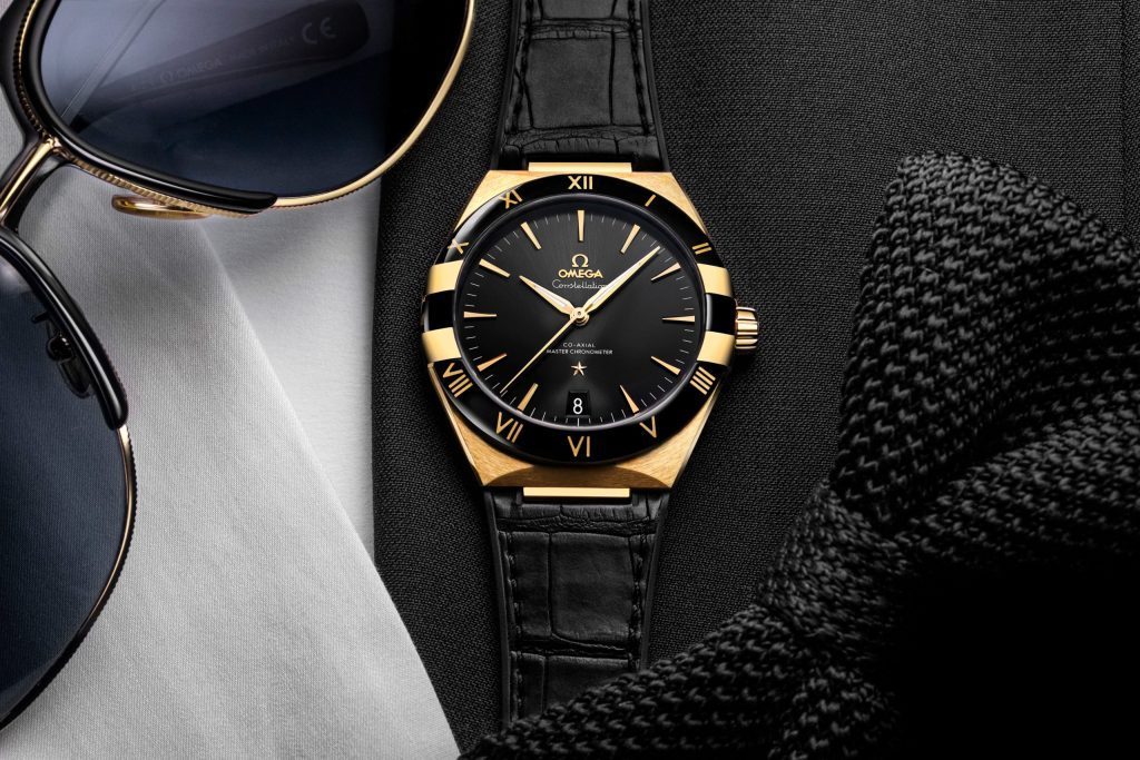 The black ceramic bezel fake watch has a black strap.